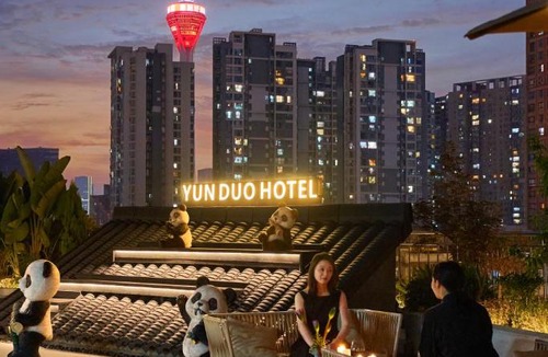 Chengdu City Centre Hotel | Chengdu Yunduo 云朵Hotel