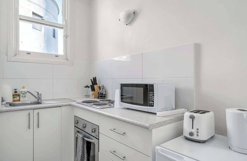 Manly Apartment | Chic 1 BDR APT in the Heart of Manly