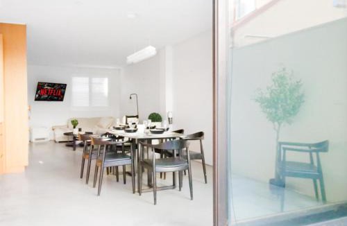Surry Hills House | Chic Abode in Trendiest Suburb