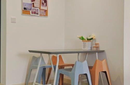 Yuzhong Apartment | Chihiro Haven