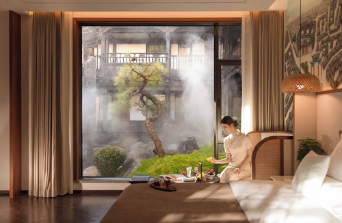 Dayan Old Town Hotel | Chinese-style garden resort hotel