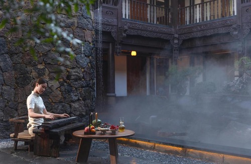 Dayan Old Town Hotel | Chinese-style garden resort hotel