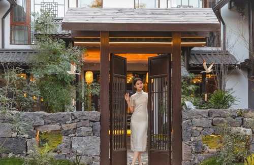 Dayan Old Town Hotel | Chinese-style garden resort hotel