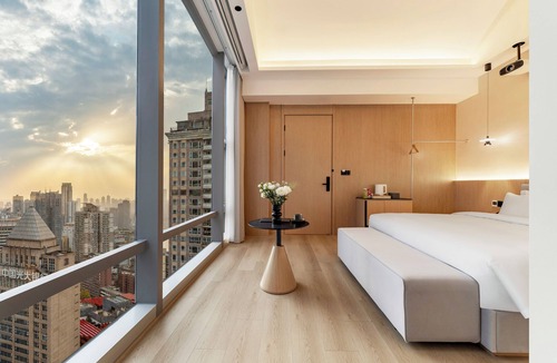Jeifangbei Central Business District Hotel | Chongqing Haoting Riverside Hotel