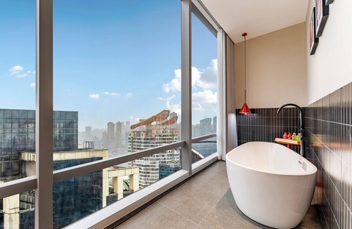 Jeifangbei Central Business District Hotel | Chongqing Haoting Riverside Hotel