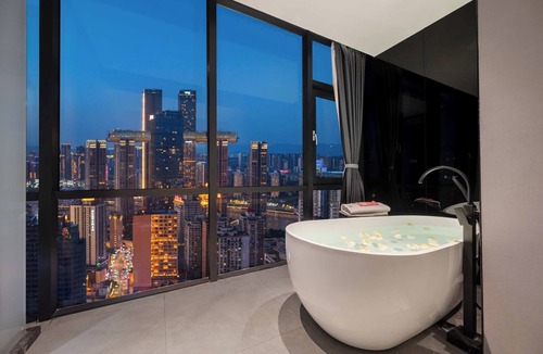 Yuzhong Hotel | Chongqing Lingdu Gaokong Jiangjing Hotel