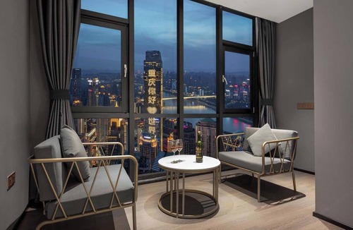 Yuzhong Hotel | Chongqing Lingdu Gaokong Jiangjing Hotel