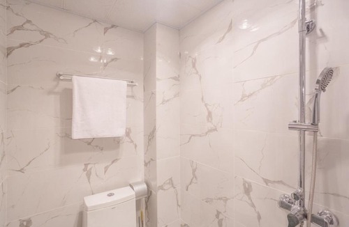 Chongqing Apartment | Chongqing Nanan·Wanda Plaza· Locals Apartment 00111790