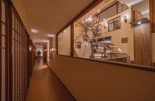 Yuzhong House | Chongqing Youwu Hotel -Jiefangbei