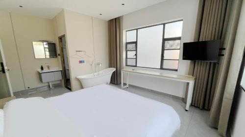 Xiangzhou District Hotel | ChuYue Hotel-Xiangyang East Station Branch