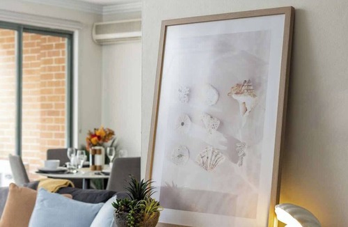 Darling Harbour Apartment | City Apt + Parking | 5 Mins to Darling Harbour