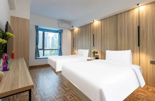 Longhua District Hotel | City Bang Qingshe Hotel (Longhua Guanlan Hi-Tech Science Park Shop)