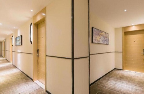 Zengcheng Hotel | City Comfort Inn Guangzhou Zengcheng Wanda Plaza Metro Station