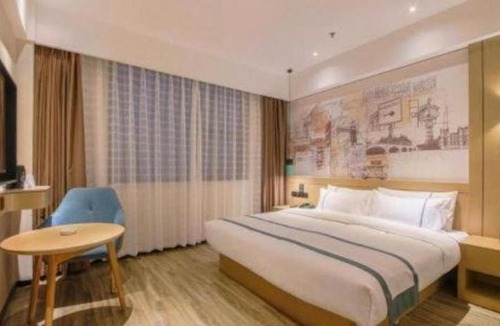Babu District Hotel | City Comfort Inn Hezhou Avenue