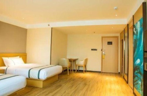 Babu District Hotel | City Comfort Inn Hezhou Avenue