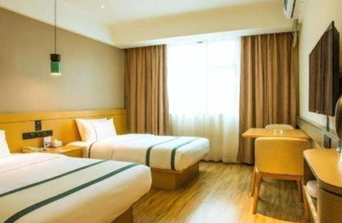 Babu District Hotel | City Comfort Inn Hezhou Avenue