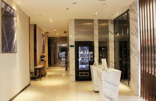 Longhua District Hotel | City Comfort Inn Shenzhen Longhua Bus Station Qinghu Metro Station