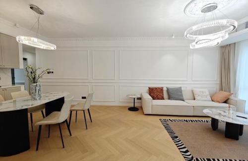 Huangpu Apartment | City home near to The Yu garden,NanjingRoad&Bund,travel convenience