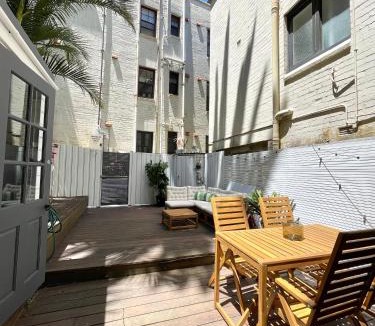 Kings Cross Apartment | City Secret Garden House in Sydney