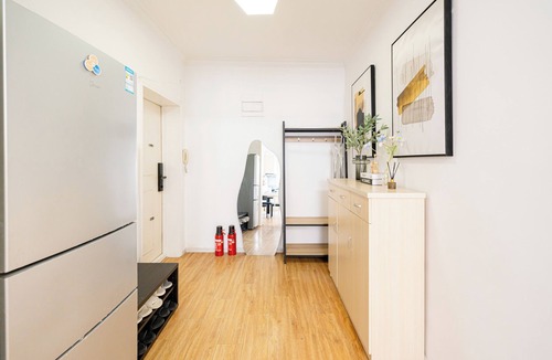 Jinshan Apartment | CityHome-4BRs,2Baths,People's Square,Nanjing Road,The Bund,Yu Gardan