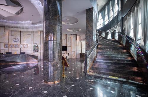 Longhua District Hotel | CloudEase International Aparthotel Longhua District Shenzhen Guanlan Metro Station Branch