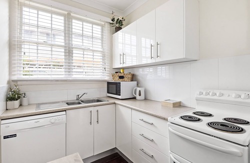 Narrabeen Apartment | Coachhouse on the Beach