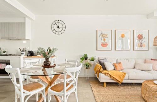 Dee Why Apartment | Coastal 2-Bed Apartment near Beach