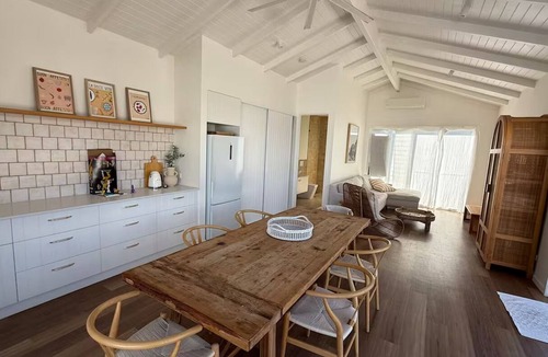 Mooloolaba House | Coastal Escape | Pool & Walk to Beach | Perfect for Summer Holidays