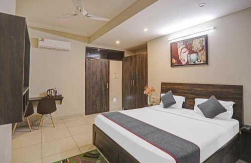 Noida Hotel | Collection O WISH LESIURE