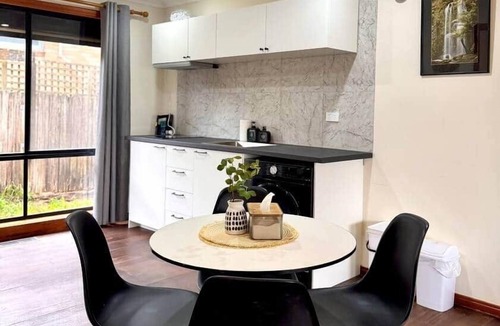 Hallam House | Comfortable 2BR Home in Hallam