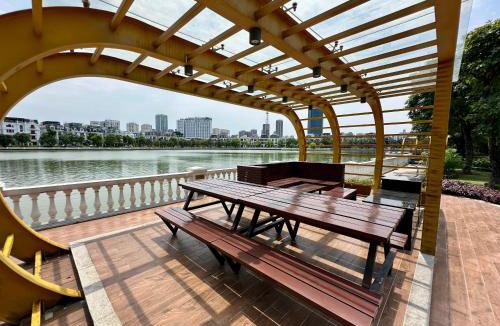 Tu Liem Apartment | Comfortable High Floor Studio Near Marriott Hotel and My Dinh Hanoi