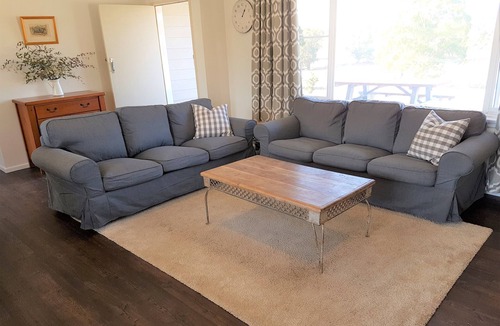 Oberon Cottage | Comfortable self-contained, three-bedroom cottage sleeping up to 8 people