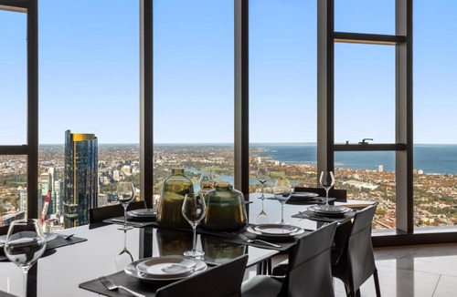 Southbank Apartment | Complete Host Prima Towers Apartments