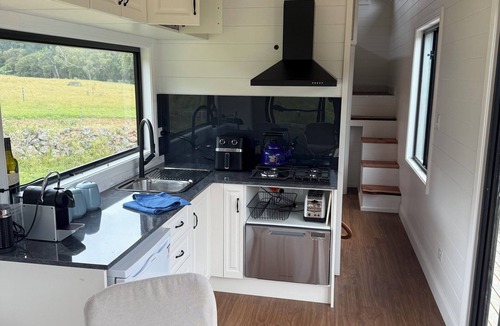 Wattamolla Cabin | Completely off grid new tiny home inrainforest and farming haven near Berry