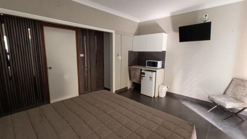 Gilgandra Hotel | Cooee Motel