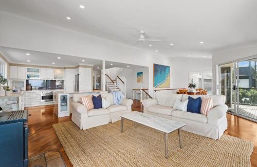 Copacabana House | Copa Panorama Retreat Estate