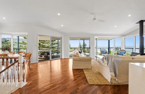 Copacabana House | Copa Panorama Retreat Estate