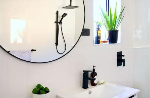 Cronulla Apartment | Cosy and calm unit in Cronulla
