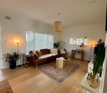 Cronulla Apartment | Cosy and calm unit in Cronulla