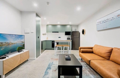 Camperdown Apartment | Cosy Camperdown Summa