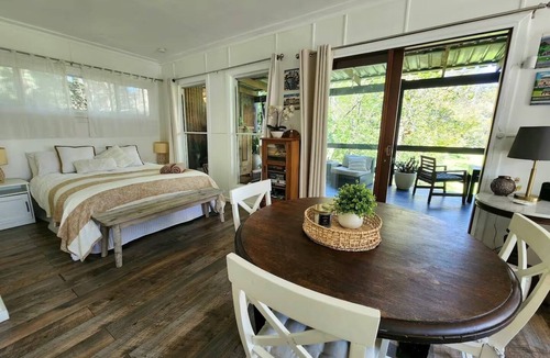 Bilpin Apartment | Cosy Elmview Cottage an idyllic couples escape