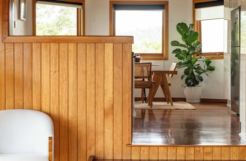 Eagle Heights House | Cosy Mountain house w/fire and pool on Tamborine Mountain!