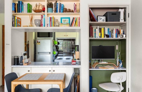 Sydenham Apartment | Cosy Sydenham 1-Bed by Inner-West's Attractions