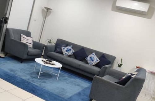 Revesby Villa | Cosy villa in the heart of Revesby, Sydney
