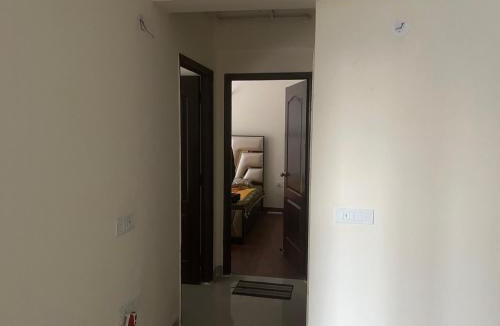 Ghaziabad House | Couple friendly room with ac, comfy bed and private window view