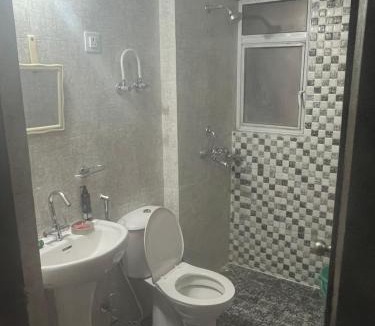 Ghaziabad House | Couple friendly room with ac, comfy bed and private window view