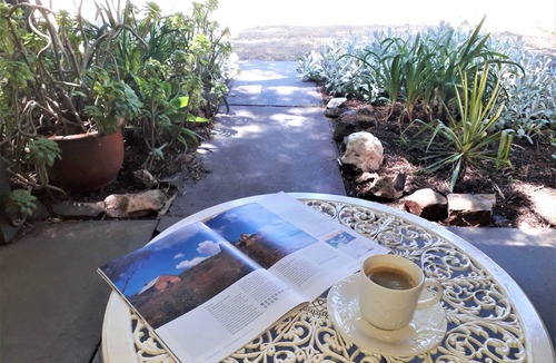 Mintaro Cottage | Couples Getaway. Spa Log Fire 2 Wineries and a Pub! Mintaro Hideaway Jollys Rest