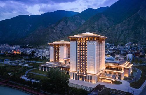 Jiuzhaigou Hotel | Courtyard by Marriott Jiuzhaigou