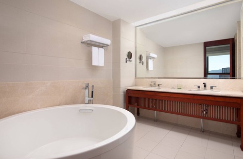 Anji Hotel | Courtyard By Marriott Anji