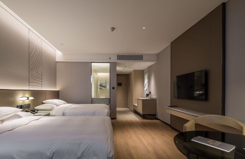 Luyuan Hotel | Courtyard by Marriott Changchun